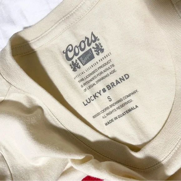 LUCKY BRAND Boucle Coors T-Shirt Cream with Red Logo NWOT, women’s size S - Picture 3 of 4